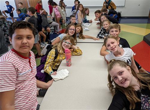 4th & 5th grade STUCO candidates at a lunch table